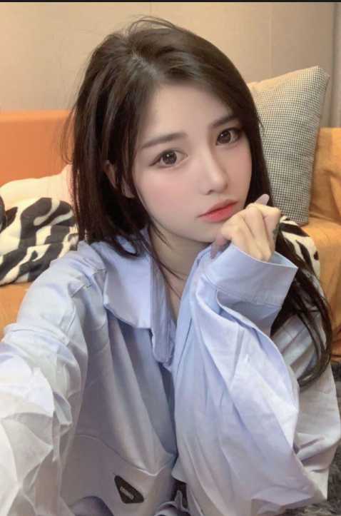 甜甜 可爱的小仙女